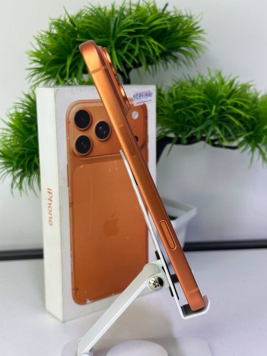 iPhone 17 Pro Max 256gb / Akb 100% Цп 97 / E-sim /