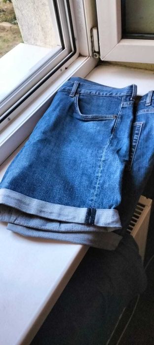 Weekday Jeans Pantaloni scurti