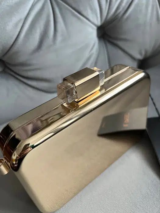 Clutch auriu stil oglindă IL PASSO nou cu etichetă