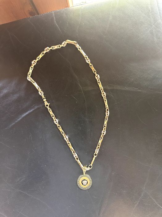 Vând lant de aur 14 k 400 lei gramul