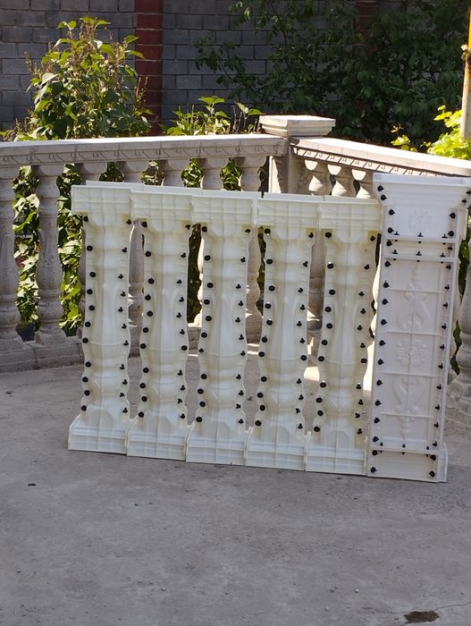 Форма для заливки балясины, один комплект, новый.