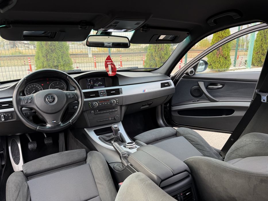 BMW 3 Series 2010 — imagine 3