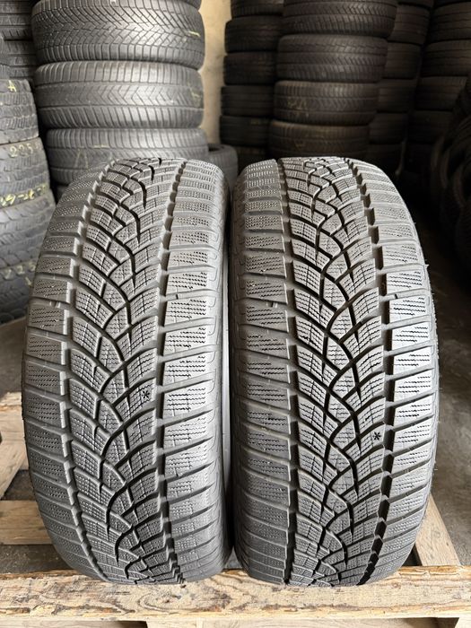 2 anvelope iarna 215/55/17 , GoodYear , 7.5 mm !