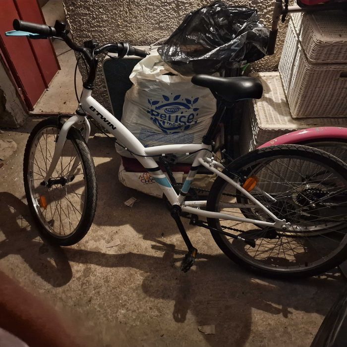 Bicicleta copii 6-9 ani