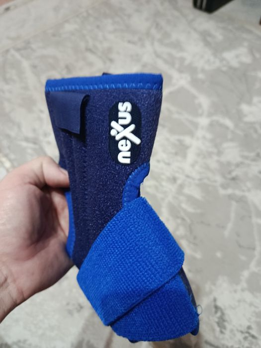 Бандаж на голеностоп