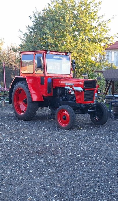 Vând tractor u650