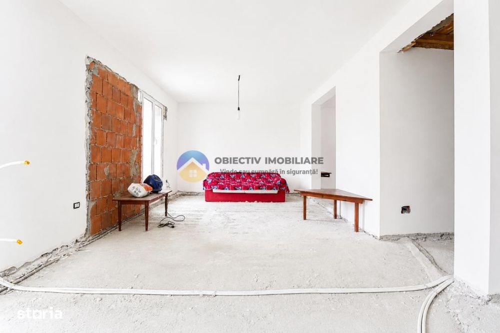 Casa si teren de vanzare REDIU