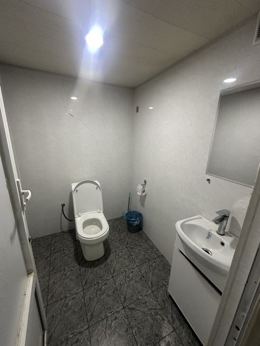 Аренда помещения нежилого здания 600 квадратов вдоль дороги