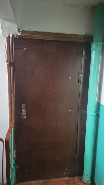 Продам тамбурные двери