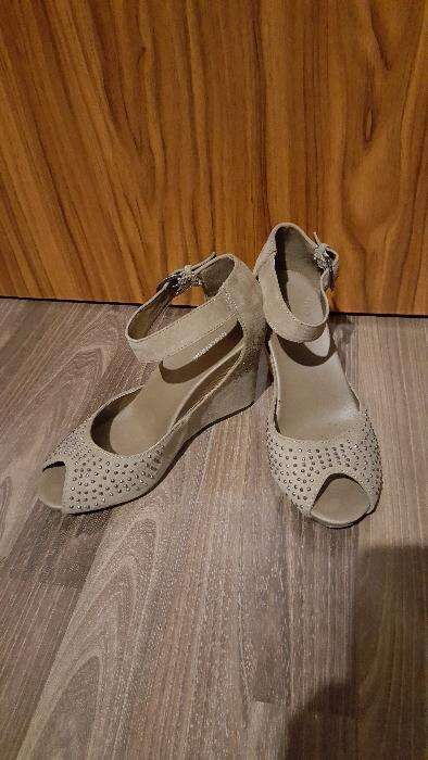 Pantofi  37 Graceland