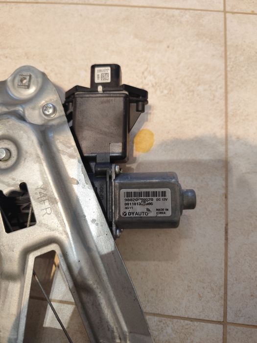 Macara electrica fata-spate Sangyong Rexton 2022-2025 noi originale