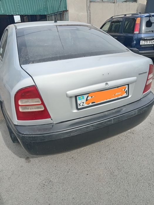 Шкода актавия А4. 2001