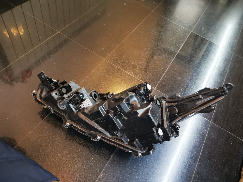 Far dreapta full led Toyota corolla e210 sedan