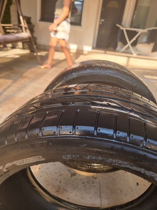 Set anvelope vara 245 40 18 Bridgestone RFT