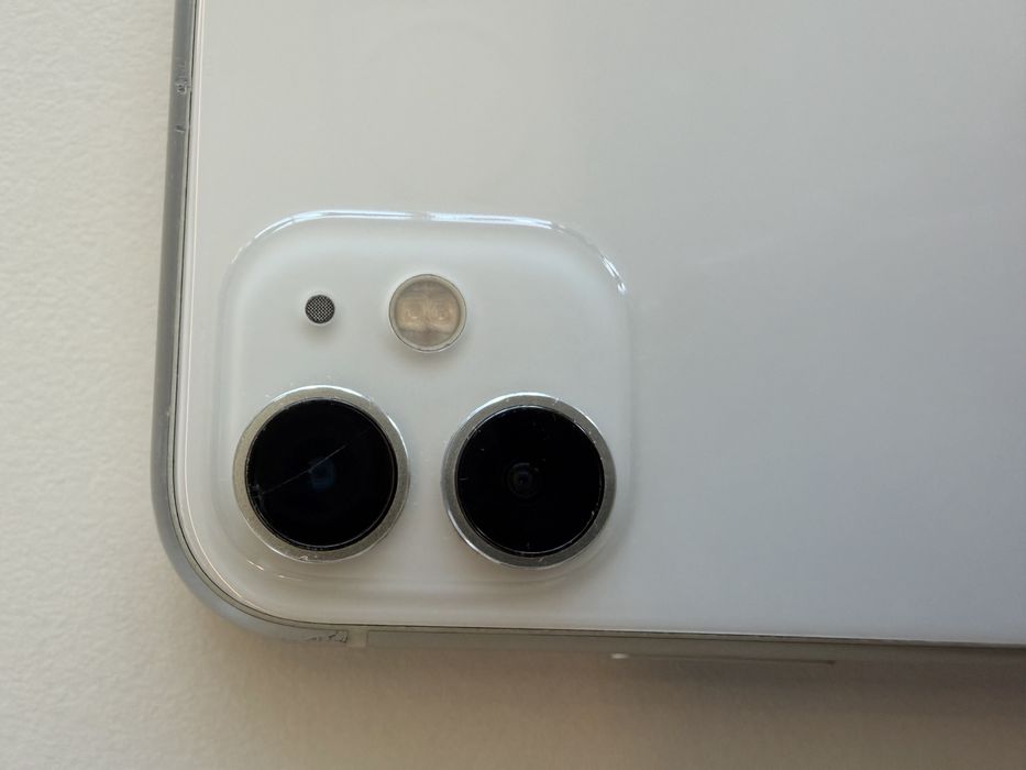 Iphone 11 stare f buna