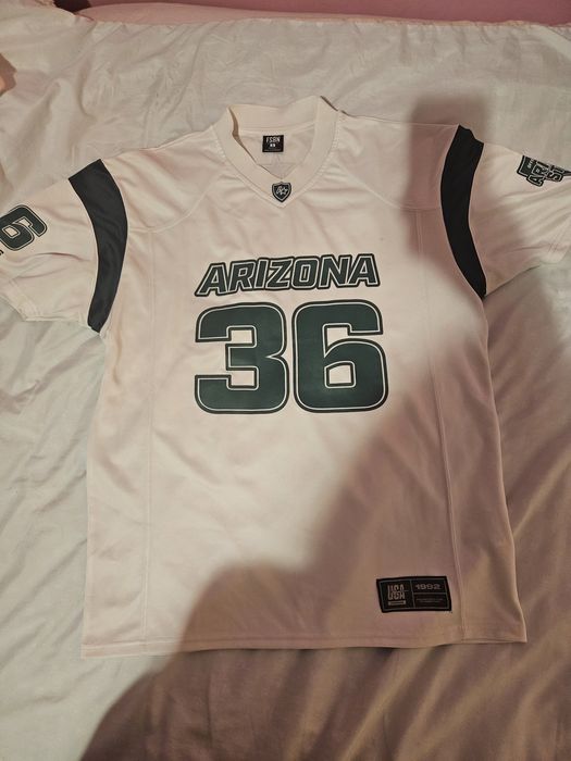 Тениска с номер.