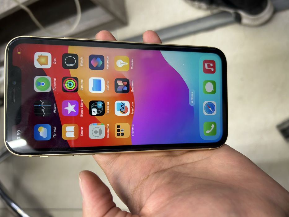 Iphone xr 64гб идеал