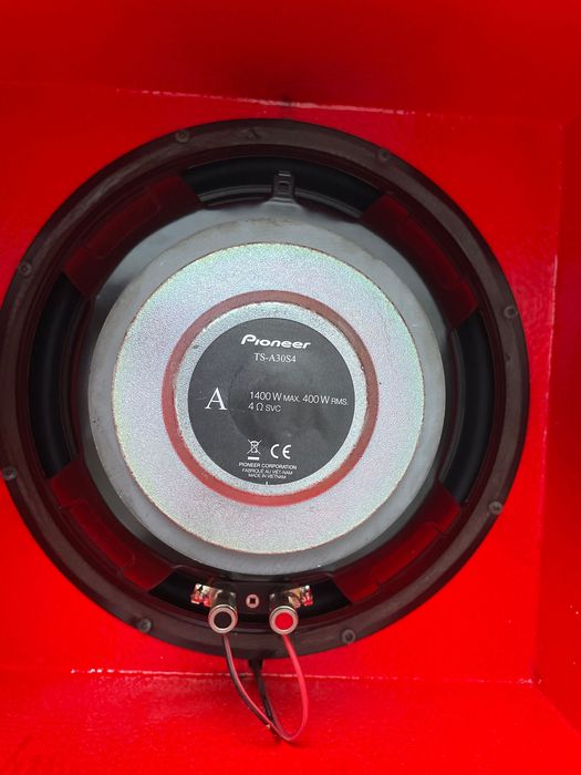 Бас каса 12” с усилвател