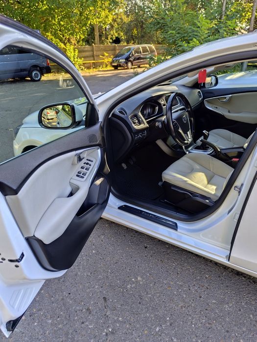 Volvo v 40 16 diesel