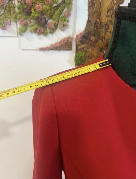 Pardesiu Zara nou fara eticheta