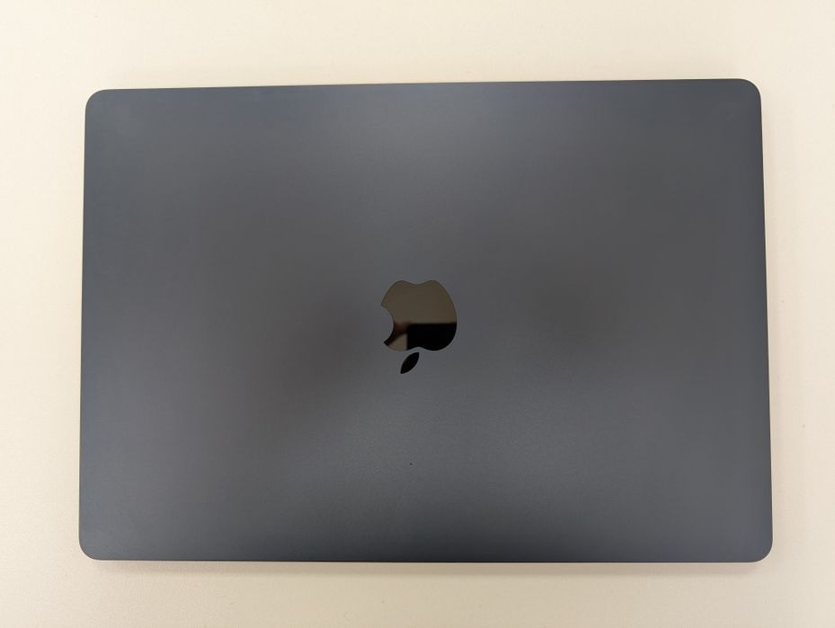 Macbook Air M4 2025
