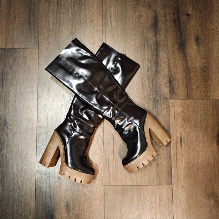 Stiū кафяви ботуши на платформа до коляното 39 р-р