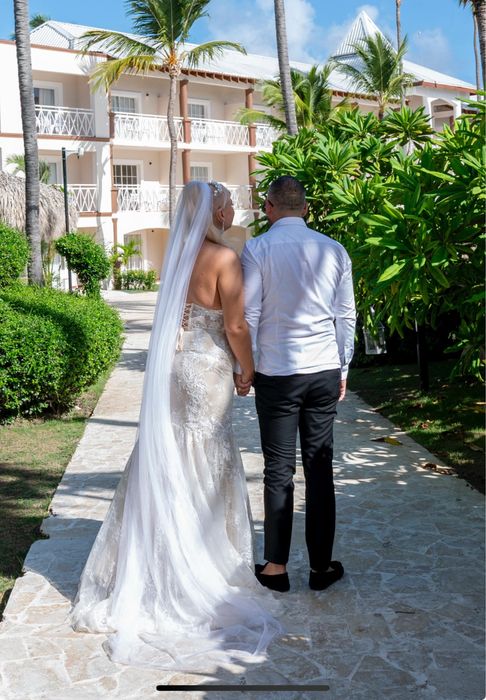 vand rochie de mireasa alb ivory crem bej + voal