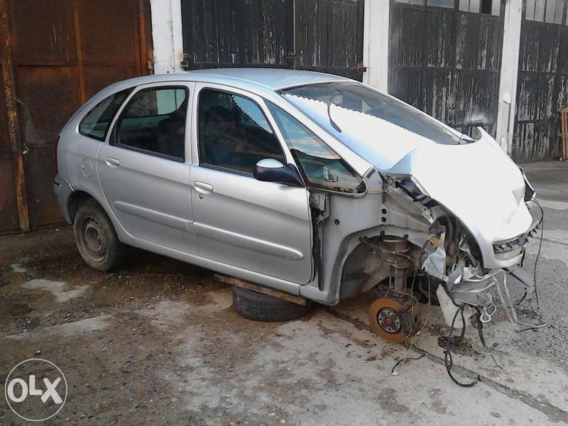 Ситроен Ксара Пикасо 1.6HDI на части