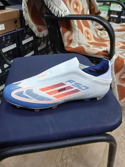 Продам бутсы оригинал Adidas F50