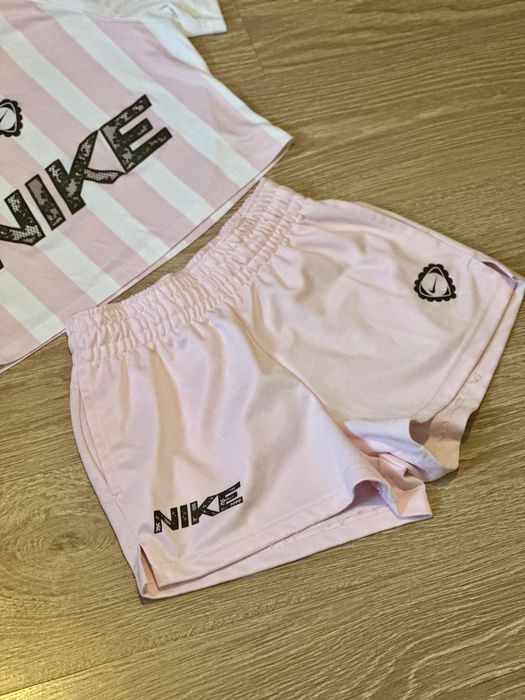 Дамски сет nike