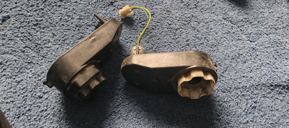 Bolalar mashinasining g‘ildirak motori sotiladi.