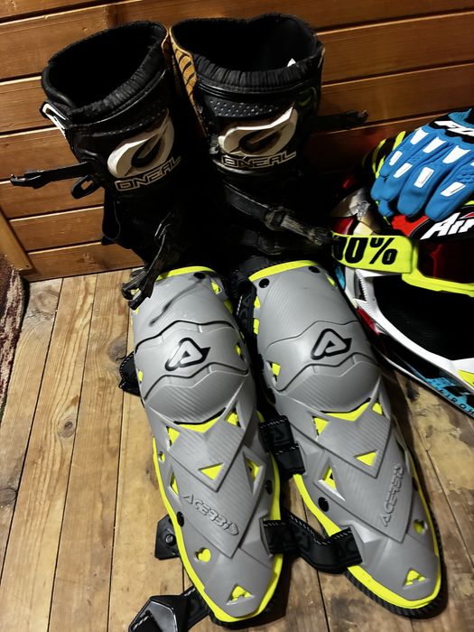 Мотокрос екипировка