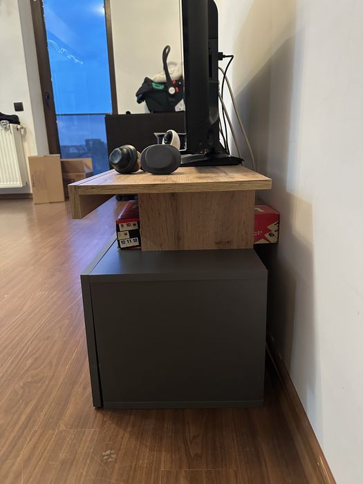 Comoda tv fara defect