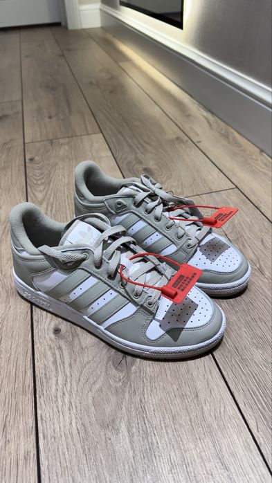 кроссовки оригинальные adidas centennial rm