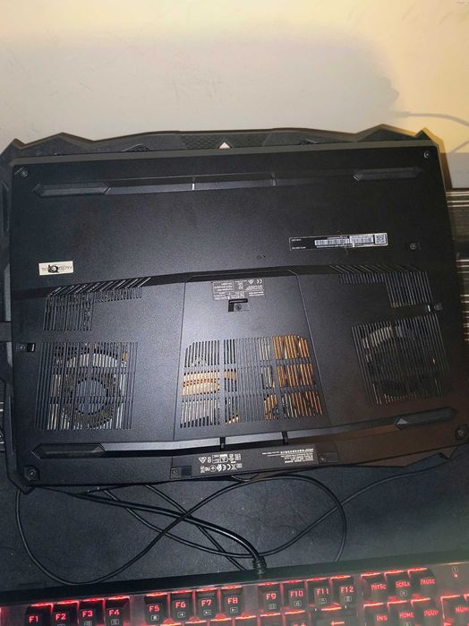 Геймърски лаптоп