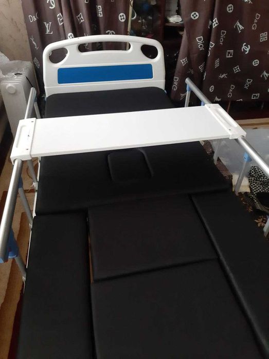 Медициинская кровать для  лежачих больных