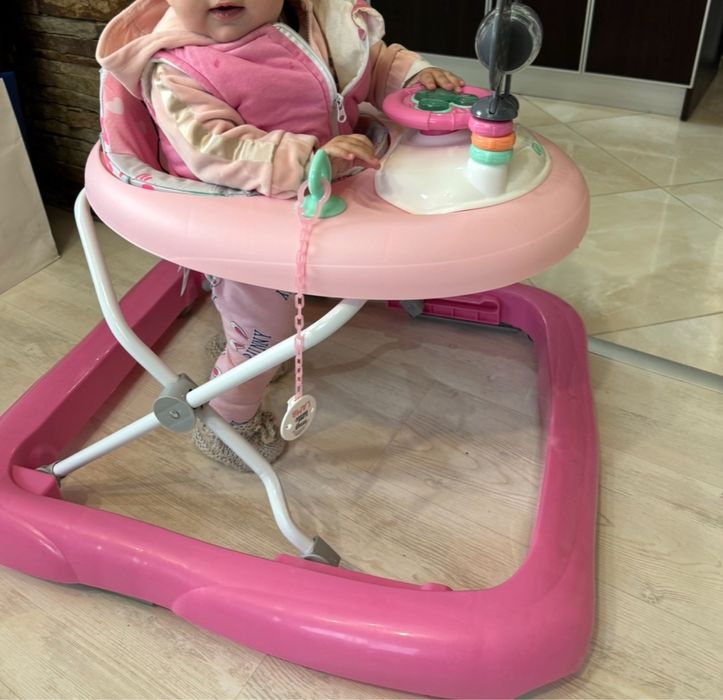 Музикална проходилка/ за момиче Disney Baby - Minnie Mouse, паяк