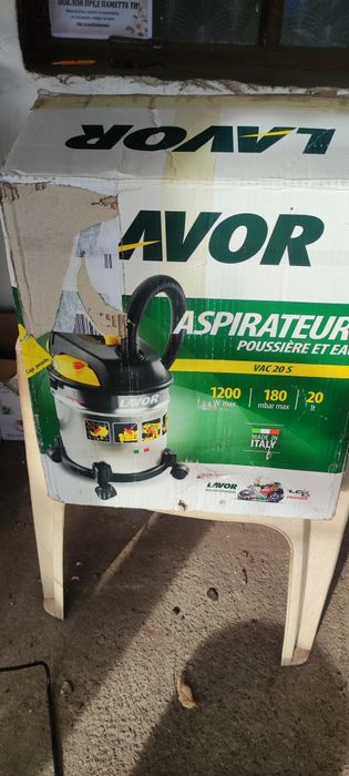 Прахосмукачк Lavor