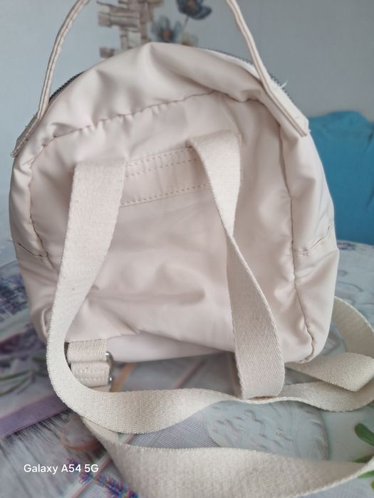 Раници от 10 до 20лв