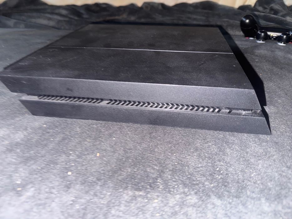 PlayStation 4 1T  cu GTA 5
