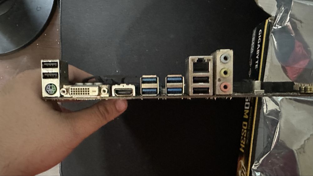 Placa de baza Gigabyte B450M DS3H