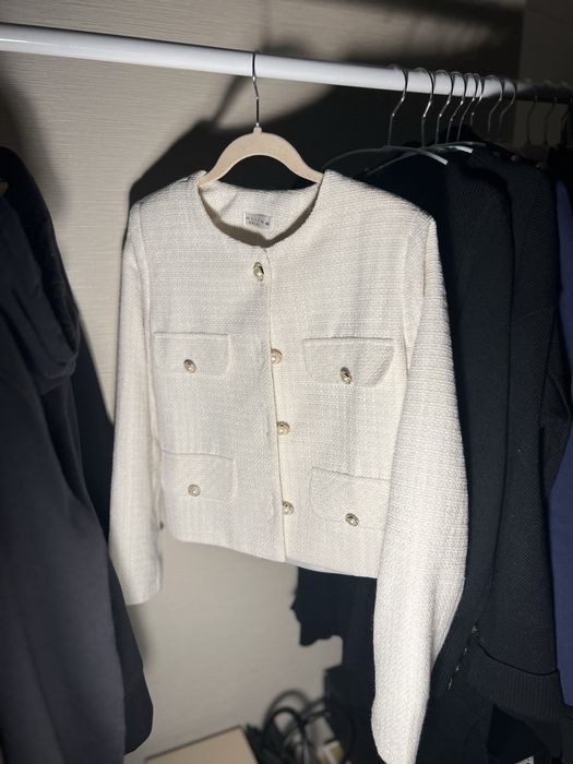 Бежевый (молочный) пиджак