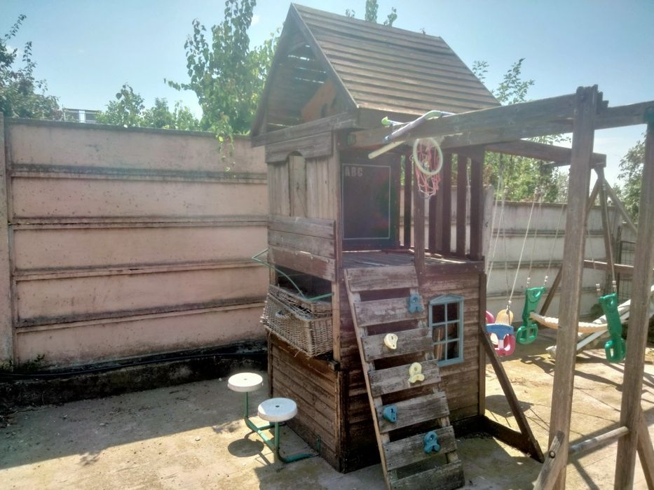 Căsuță multifuncțională, leagăn, cățărare, loc de joacă