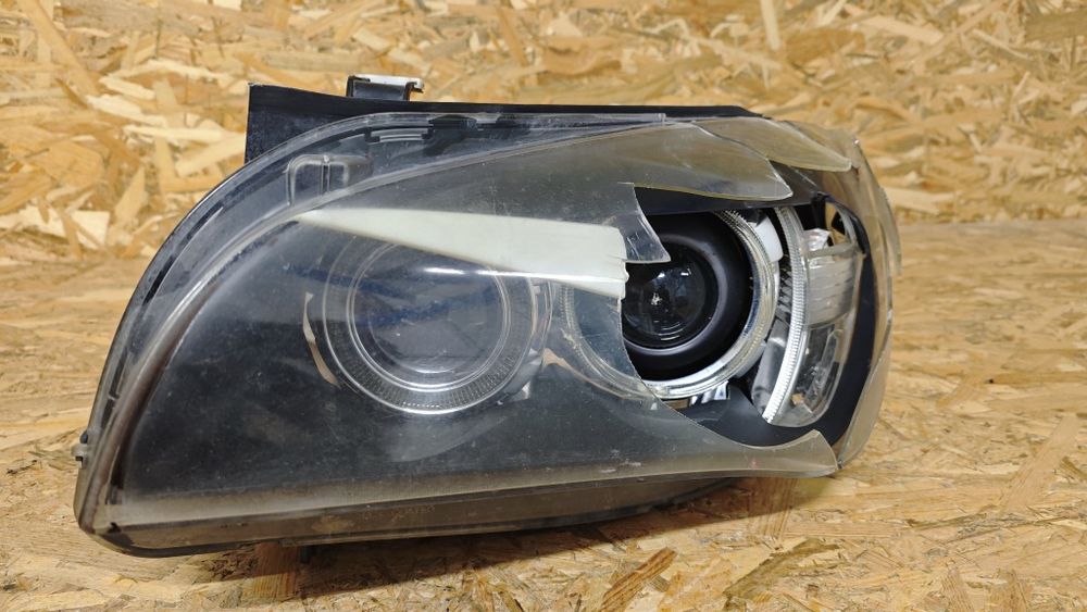 Ляв фар за БМВ Х1 BMW X1 E84 2009 -1012 Xenon