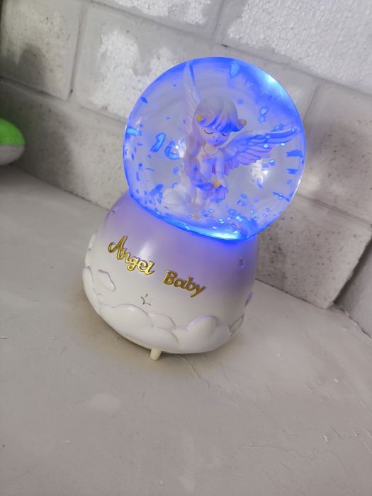 Продам два шара музыкальных