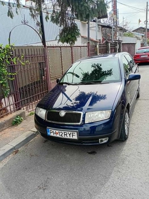 Vand Skoda Fabia 1,4 16 valve 100CP benzina an 2000,ingrijita,curata, in stare perfecta de functionare, consum redus