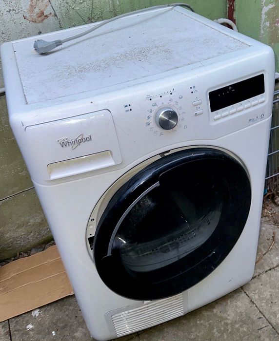 Uscator rufe Whirlpool AZB9785
