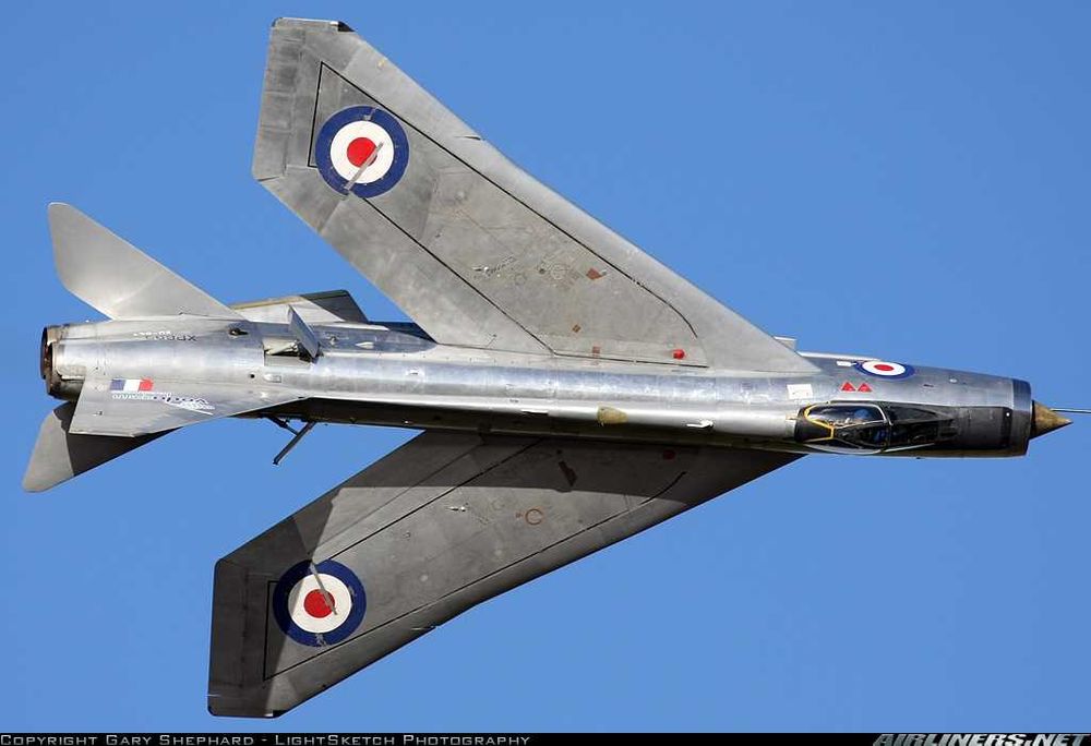 сборная модель самолёта E.E.Lightning 1/72 NOVO РАРИТЕТ СССР!