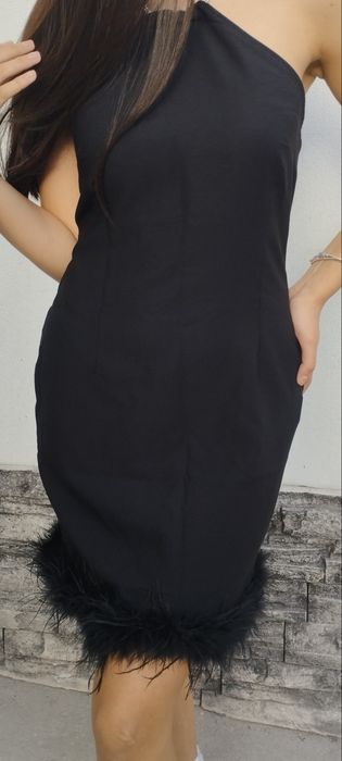 Рокля с пера размерМ 15лв