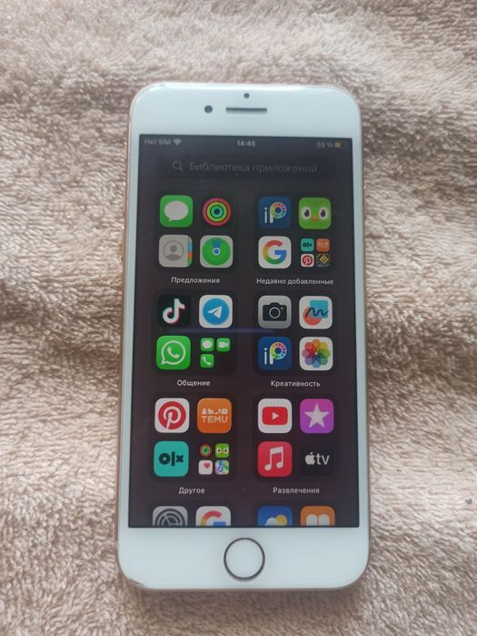 Продаётся iPhone 8